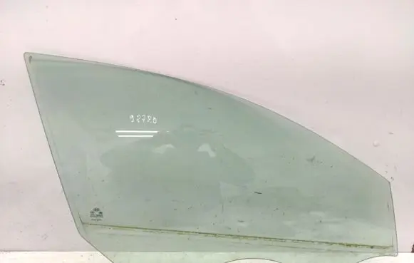 KIA Optima Front door window glass four-door E000989 AS2 M550