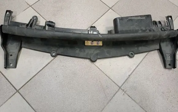 Mercedes-Benz GLC C253 Top upper radiator support slam panel A2535001100 2535001100