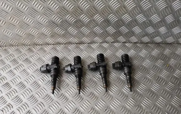 Fuel injectors set
