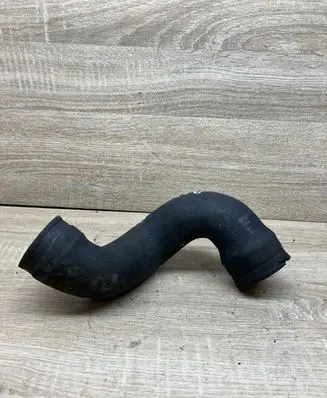 Audi A4 S4 B5 8D Coolant pipe/hose 058145856A