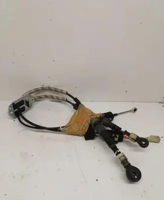 Gear shift cable linkage