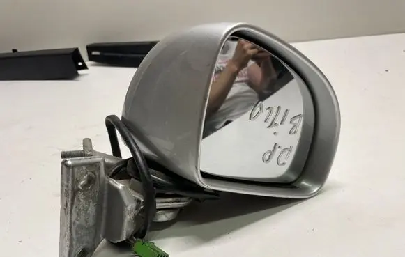 Volkswagen Eos Front door electric wing mirror 1C0831402