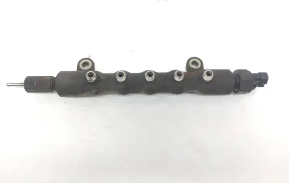 Toyota RAV 4 (XA30) Fuel main line pipe