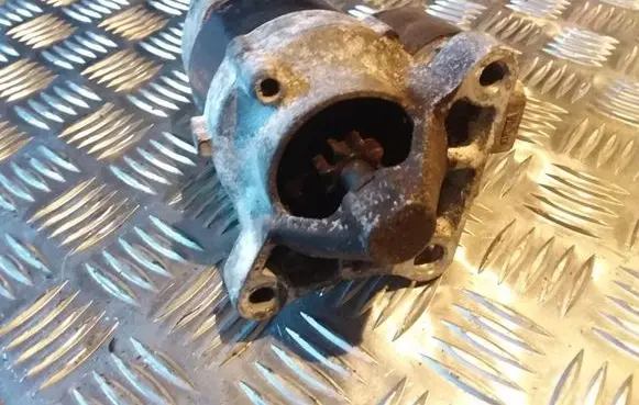 Renault Laguna II Starter motor D7E22