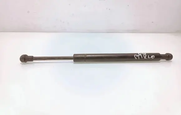 Volkswagen Touareg I Rear window strut damper 7l6845587a