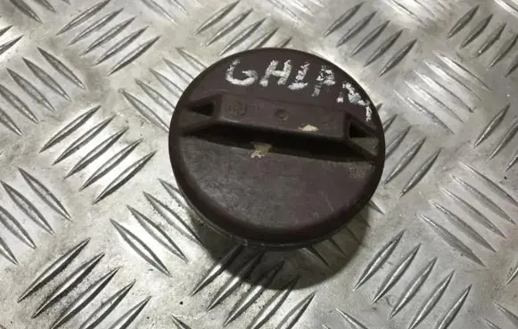Mitsubishi Galant Fuel tank filler cap 