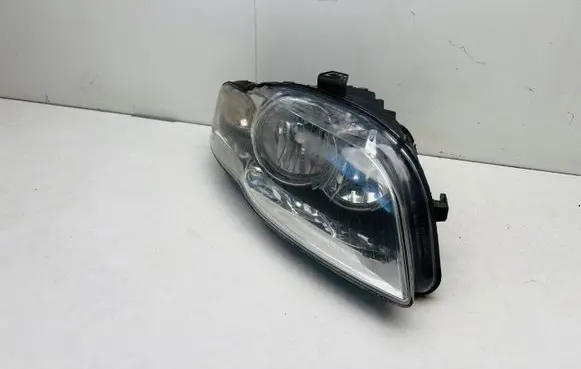 Audi A4 S4 B7 8E 8H Headlight/headlamp 8E0941004BK