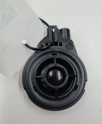 Audi A4 S4 B9 Subwoofer speaker 8W0035399A