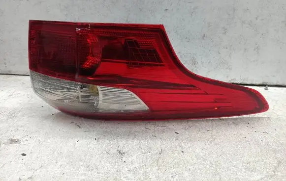 Ford Focus Rear/tail lights BM51-13405
