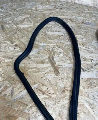 Volkswagen PASSAT B5.5 Seal rubber (tailgate) 