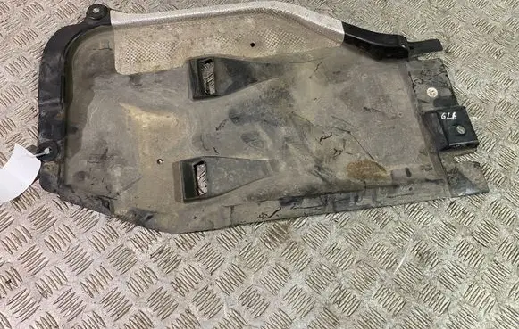 Mercedes-Benz GLA W156 Engine splash shield/under tray A2465201523
