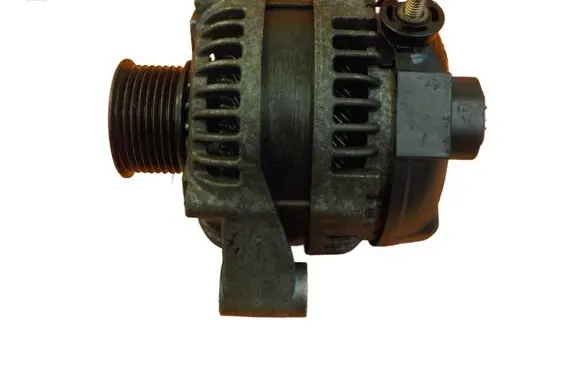 Land Rover Discovery 3 - LR3 Generator/alternator 0986082400 7MB41