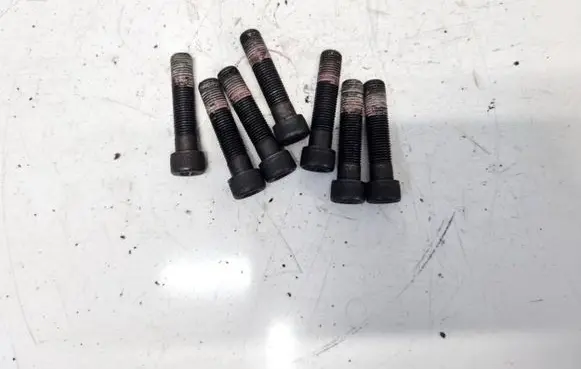 Nissan Qashqai Nuts/bolts 