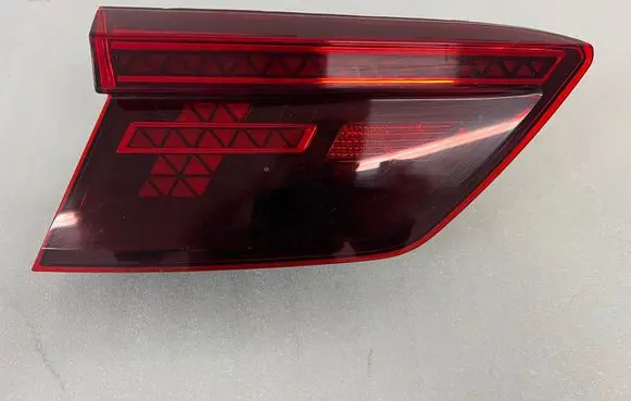 Volkswagen Tiguan Tailgate rear/tail lights 2SA01252201 5NA945307D 00647840