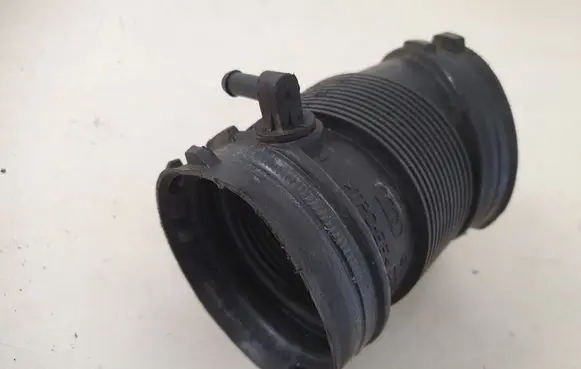 Audi A8 S8 D4 4H Air intake duct part 4H0129616F