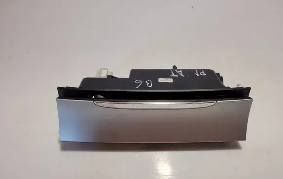 Volkswagen PASSAT B6 Car ashtray 3C0857961A