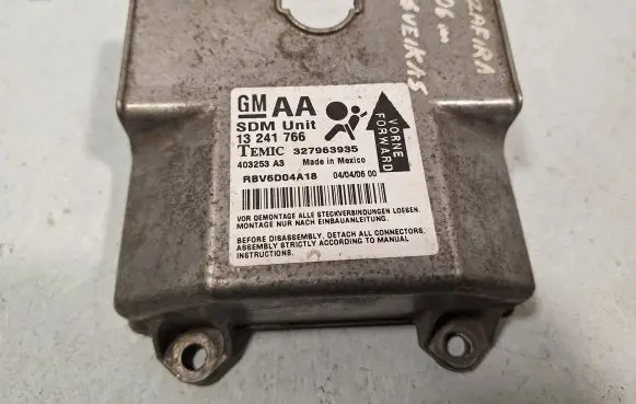 Opel Zafira B Airbag control unit/module 327963935 13241766