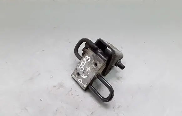 Audi A8 S8 D3 4E Front door lower hinge NOCODE