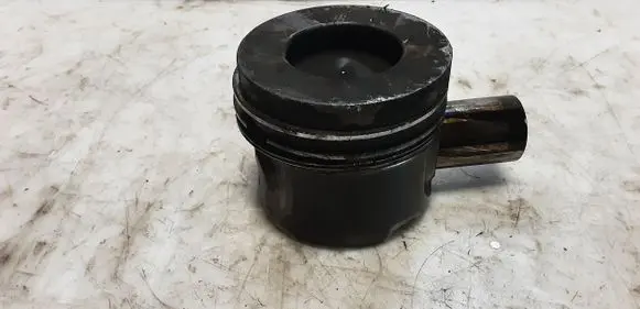 Piston