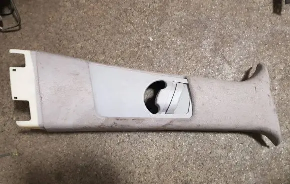 BMW X5 E53 (B) pillar trim (top) 51438203872