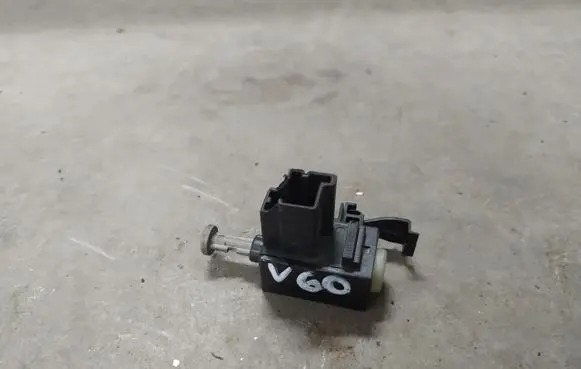 Volvo S60 Clutch pedal sensor 