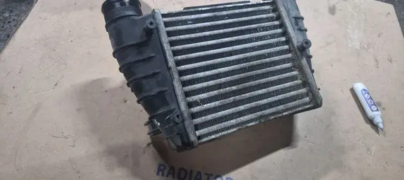 Audi A4 S4 B7 8E 8H Intercooler radiator 8E0145806M