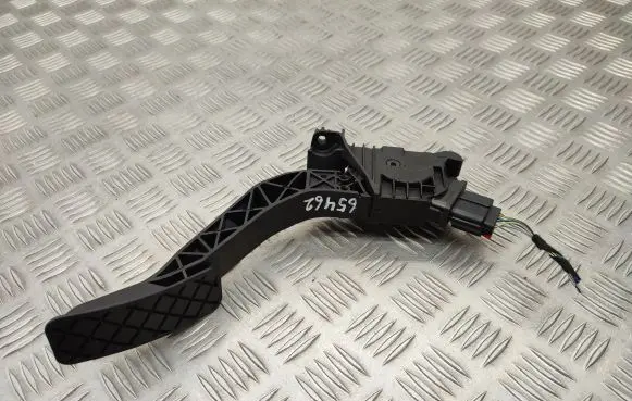 Audi Q2 - Accelerator throttle pedal 5Q2723503D
