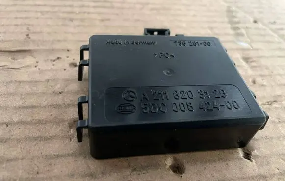 Mercedes-Benz E W211 Rain sensor a2118203126