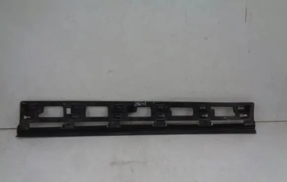 Land Rover Discovery Sport Other rear door trim element FK7221065