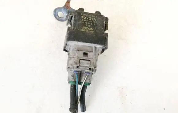 Toyota Auris 150 Glow plug pre-heat relay 2861067010