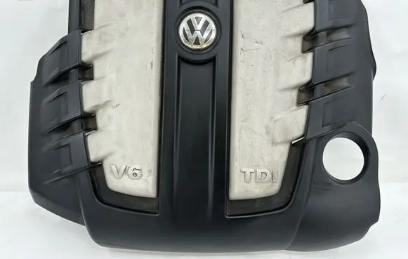 Volkswagen Touareg II Engine cover (trim) 059103925BC