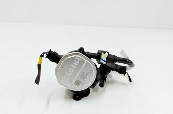 Volvo XC40 Electric auxiliary coolant/water pump 31669539