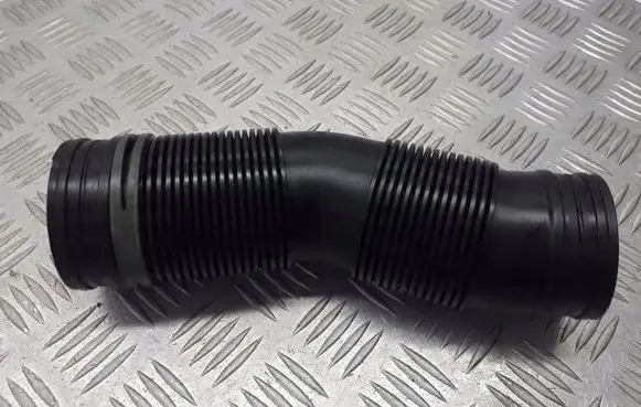Skoda Fabia Mk1 (6Y) Intake resonator 6Q0129684AB