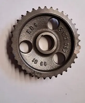Mercedes-Benz E W124 Timing chain sprocket 1020520901