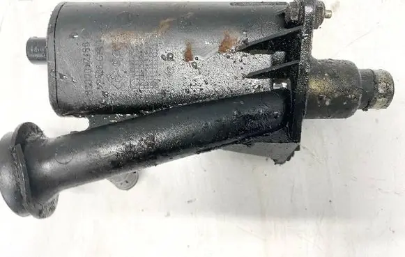 Mitsubishi Space Star Oil breather separator 8200082486