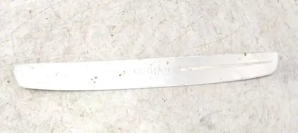 Renault Latitude (L70) Front sill trim cover 768525382R