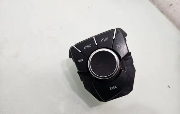 Opel Insignia A Multifunctional control switch/knob 13310070
