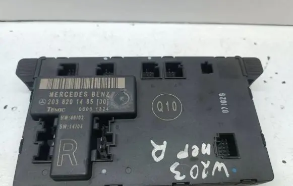 Mercedes-Benz C W203 Door control unit/module 2038201485 00001324