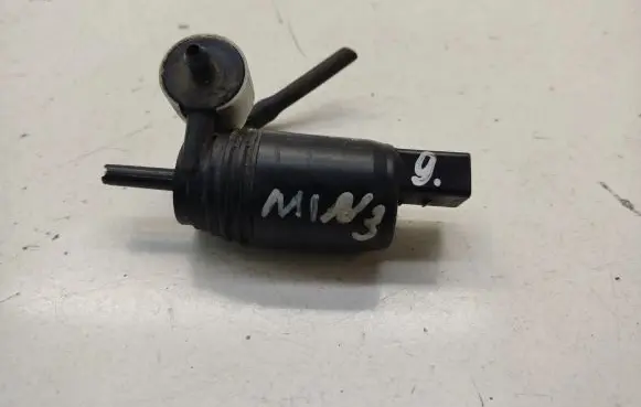 Mini Cooper Countryman R60 Windscreen/windshield washer pump 6938620 67126938620
