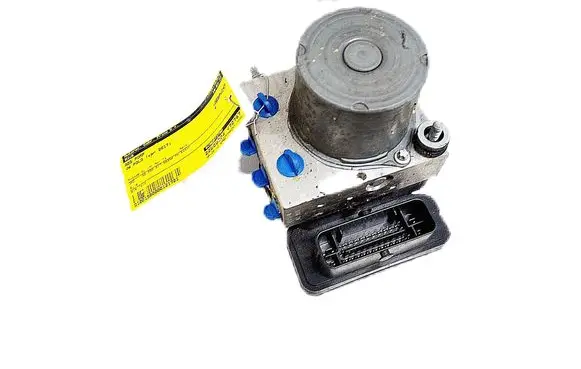 Volkswagen Polo ABS Pump 6C0614517R 6C0907379R