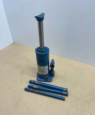 Mercedes-Benz E W212 Lift Jack A9045800018