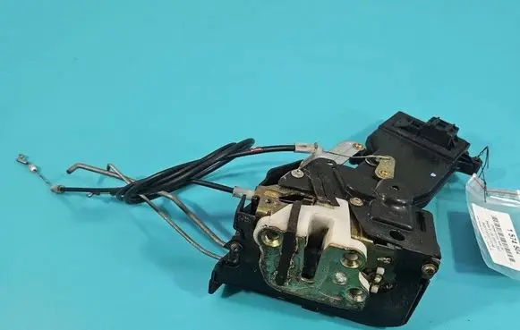 Mazda 6 Front door lock IMPRK1574502