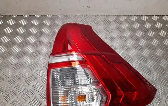 Honda CR-V Rear/tail lights W2699