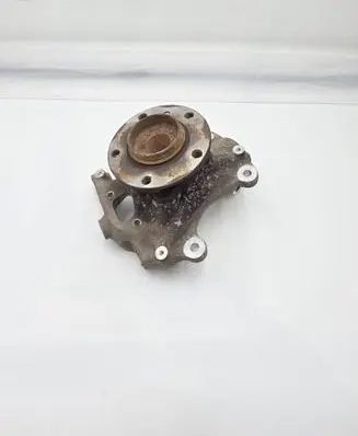 Front wheel hub spindle knuckle