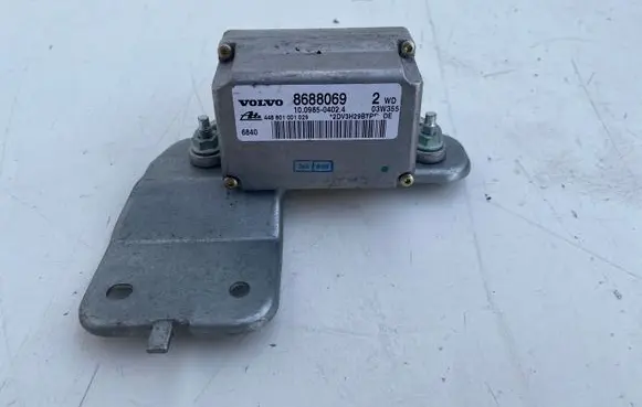 Volvo S80 ESP acceleration yaw rate sensor 8688069