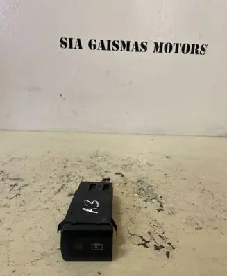 Audi A3 S3 8L Windscreen/window heater switch 8L0941503