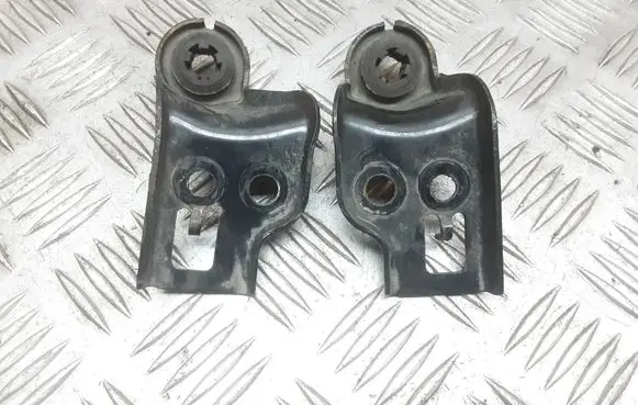 Toyota Avensis T250 Radiator mount bracket