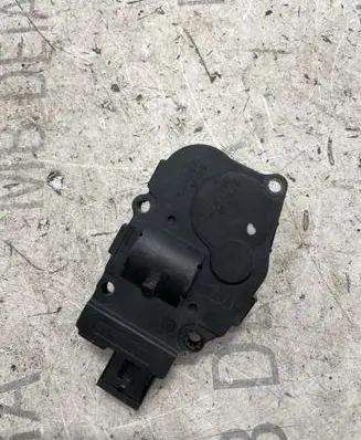 Porsche Panamera (970) Air flap motor/actuator K9749005