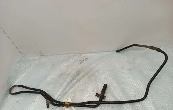 Ford Mustang IV Fuel line pipe