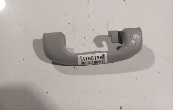 Opel Astra H Rear interior roof grab handle